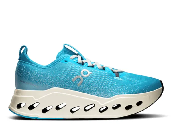 On Women's Cloudsurfer Max 1 Horizon | Ivory